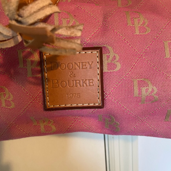 Dooney & Bourke purse - Picture 4 of 4